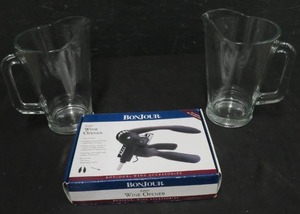 PITCHER WITH WINE OPENER