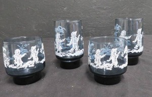VINTAGE GLASSESCUPS