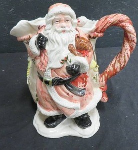 VINTAGE SANTA 2QT PITCHER