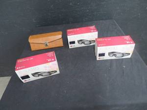 3D GLASSES WITH A HIDEAWALK