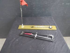 2 ICE FISHING TIP UPS