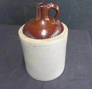 CROCK JUG