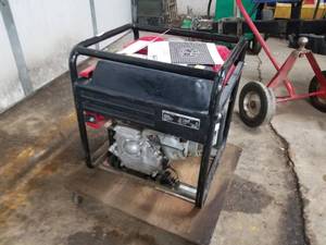 Honda EB3000 Generator