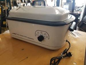 Nesco 18-Quart Roaster Oven