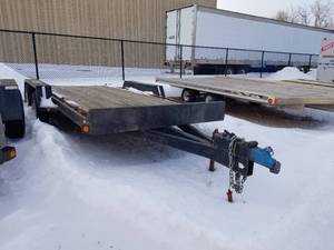 2004 Redi-Haul 16 Dual Axle Flatbed Car Trailer