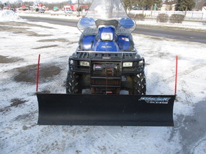 lot 2 image: 2003 Polaris Sportsman 700