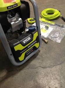 Ryobi 3100 PSI 2.3 GPM Cold Water Gas Pressure Washer Honda used customer return see picture
