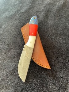 Custom Damascus Steel Knife
