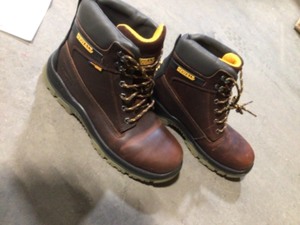 DEWALT Mens Titanium Waterproof Work Boots - Steel Toe - Brown Size 10.5(W)