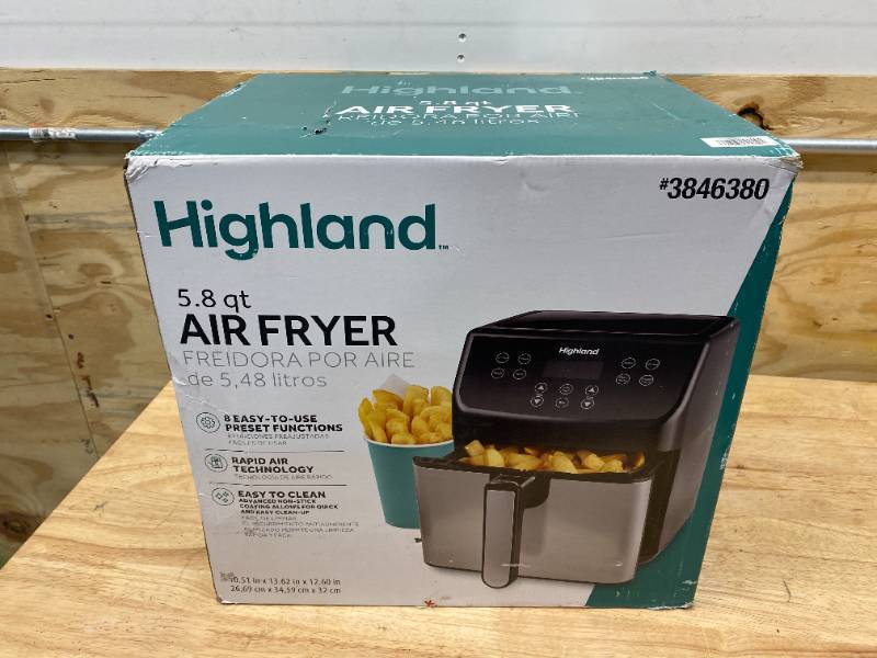 Highland 5.8-Quart Black Air Fryer at