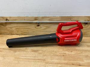 lot 32 image: CRAFTSMAN 20-volt Max 340-CFM Handheld Cordless Electric Leaf Blower (Tool Only)