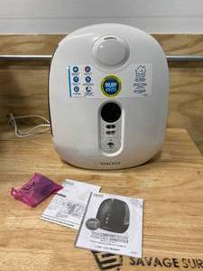 lot 79 image: HOMEDICS Total Comfort Deluxe Ultrasonic Humidifier