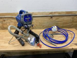 lot 121 image: GRACO X5 Electric Stationary Airless Paint Sprayer