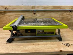 lot 108 image: RYOBI 7 in. 4.8 Amp Tabletop Tile Saw