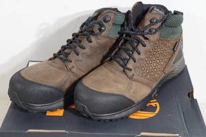 lot 188 image: NEW Timberland Pro Reaxion Waterproof Hiking Shoes - Mens 10