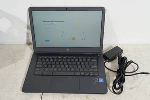 lot 155 image: HP 14-ca000nr 14 Chromebook Laptop Computer