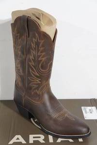 lot 164 image: NEW Ariat Heritage Western R Toe Boots - Womens 9 B