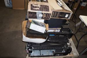 lot 210 image: BROKEN Electronics - Monitors, Turtle Beach, Printers