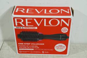 lot 264 image: Revlon One Step Volumizer