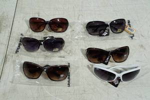 lot 281 image: Assorted Sunglasses