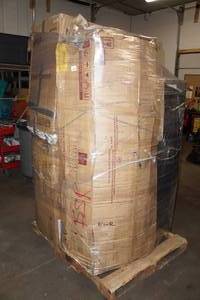 lot 284 image: Pallet with Salvage Couch, Patio Set, Freezer