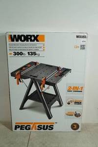 lot 4 image: Worx Pegasus Folding Work Table