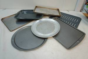 cookie sheets, pizza pans