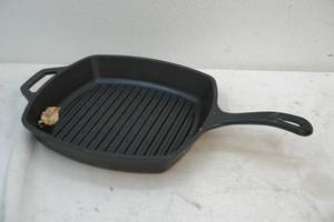 cast iron pan
