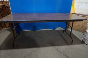 folding table