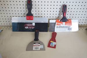 Taping and putty knives