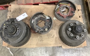Trailer Hubs With Brakes