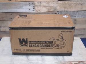 lot 44 image: WEN BG4280 5-Amp 8-Inch Variable Speed Bench Grinder with Flexible Work Light