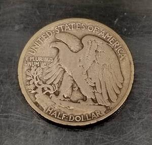 1920 WALKING LIBERTY HALF DOLLAR