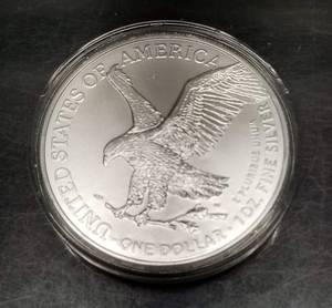 2022 AMERICAN SILVER EAGLE 1 TROY OZ .999 FINE SILVER IN AIRTITE