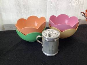 Kitchenware Lot