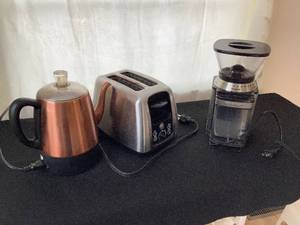 Toaster, Coffee Pot & Coffee Grinder