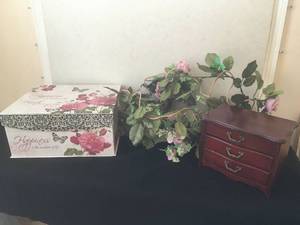 Dcor Box, Jewerly Box, Floral Vine