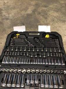 Mechanics Tool Set (247-Piece) by DEWALT Customer Returns See Pictures