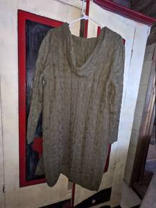 lot 220 image: Hooded Open Front Cardigan Cable Knit Sweater, Olive Green, Medium