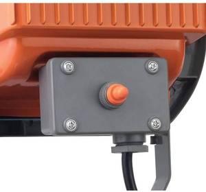 lot 4 image: 1200-Watt Halogen Tripod Work Light