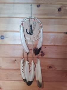 lot 56 image: Dreamcatcher
