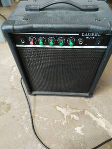 lot 201 image: Guitar Amp