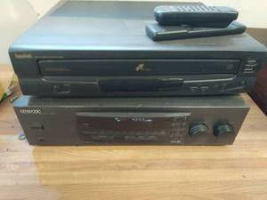 lot 206 image: Stereo Set