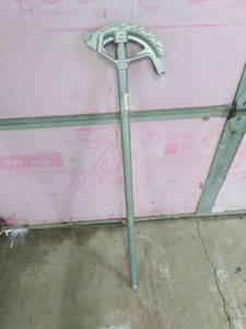 lot 211 image: Pipe Bender