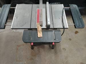 lot 212 image: Table Saw