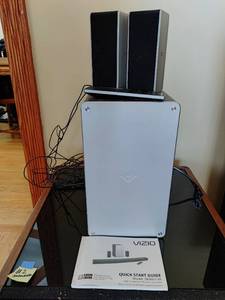 lot 18 image: VIZIO Speakers