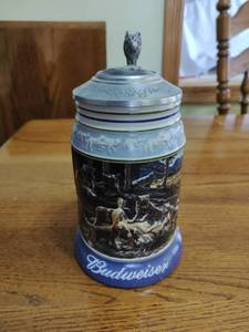 lot 118 image: Budweiser Wolf Series Stein