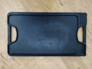 lot 127 image: Calphalon Cast Iron Griddle