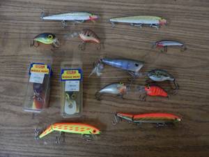 lot 22 image: 13-Fishing Lures Rebel, Bagleys, Storm & Others