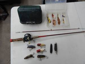 lot 28 image: Vintage Rod & Reel Combos, Lures, Tackle Box, Sportmaster Rod With Shakespeare Wonder Reel, Babe Oreno, Ruby Spoon, Pad-Ler, Fish Trap